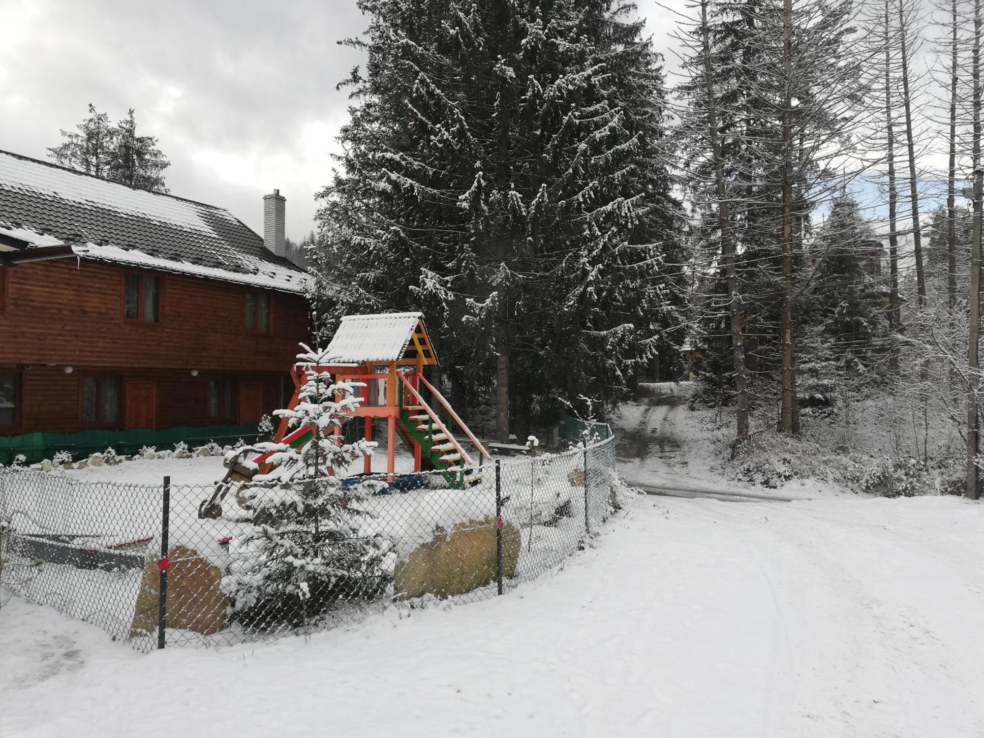 Krym Yaremche Exterior foto