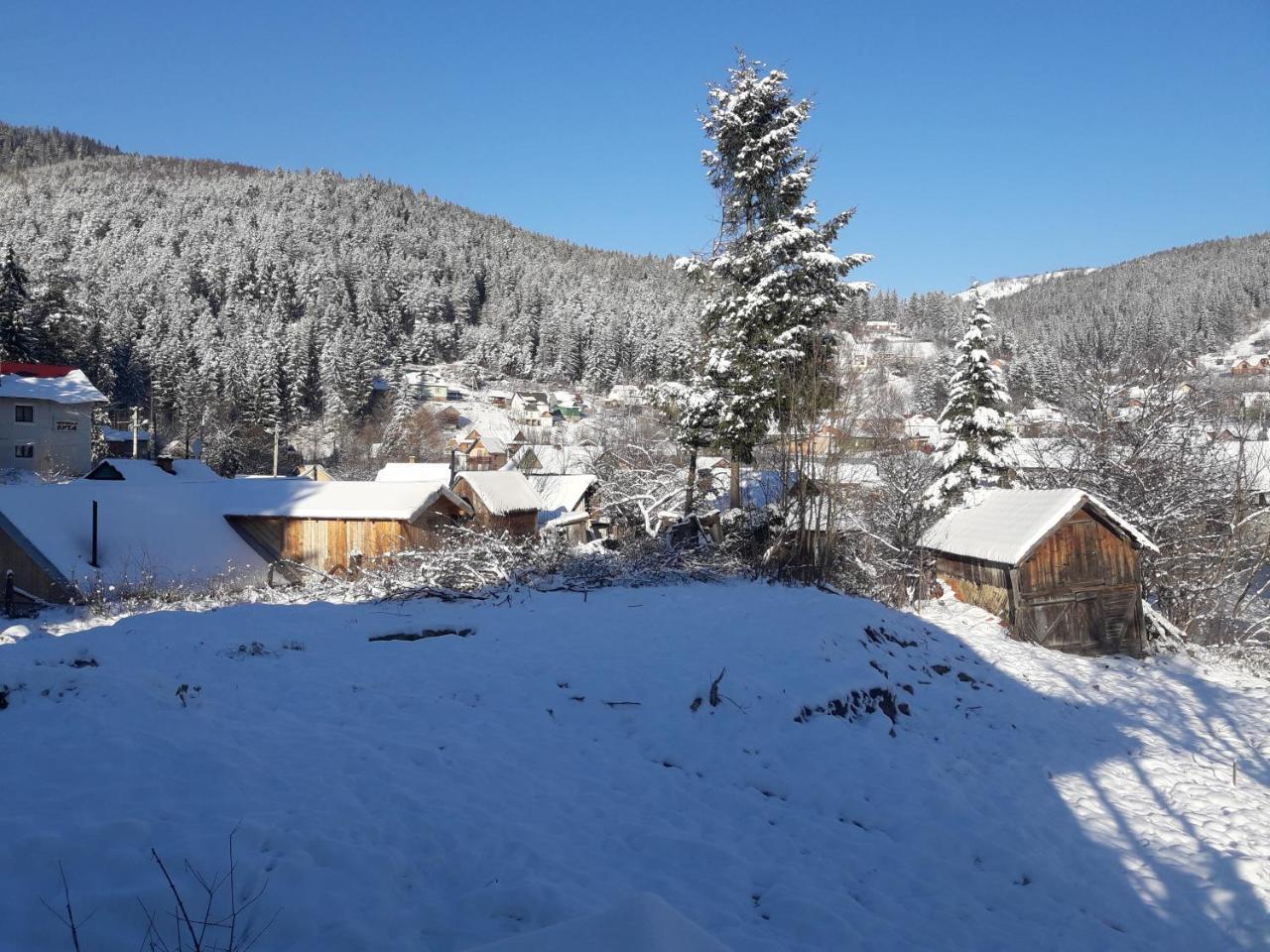 Krym Yaremche Exterior foto