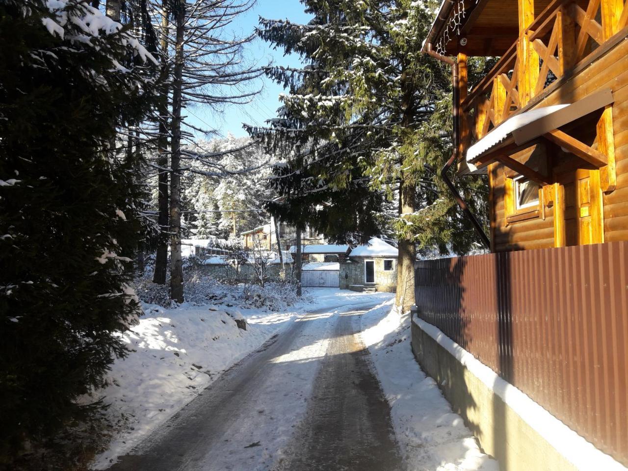 Krym Yaremche Exterior foto